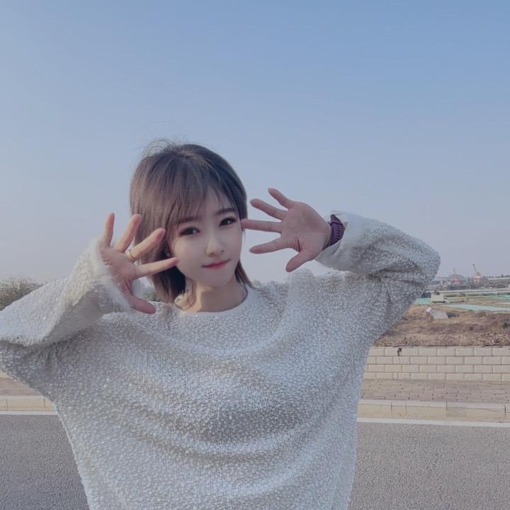 ╭°猫性づ女生🍀