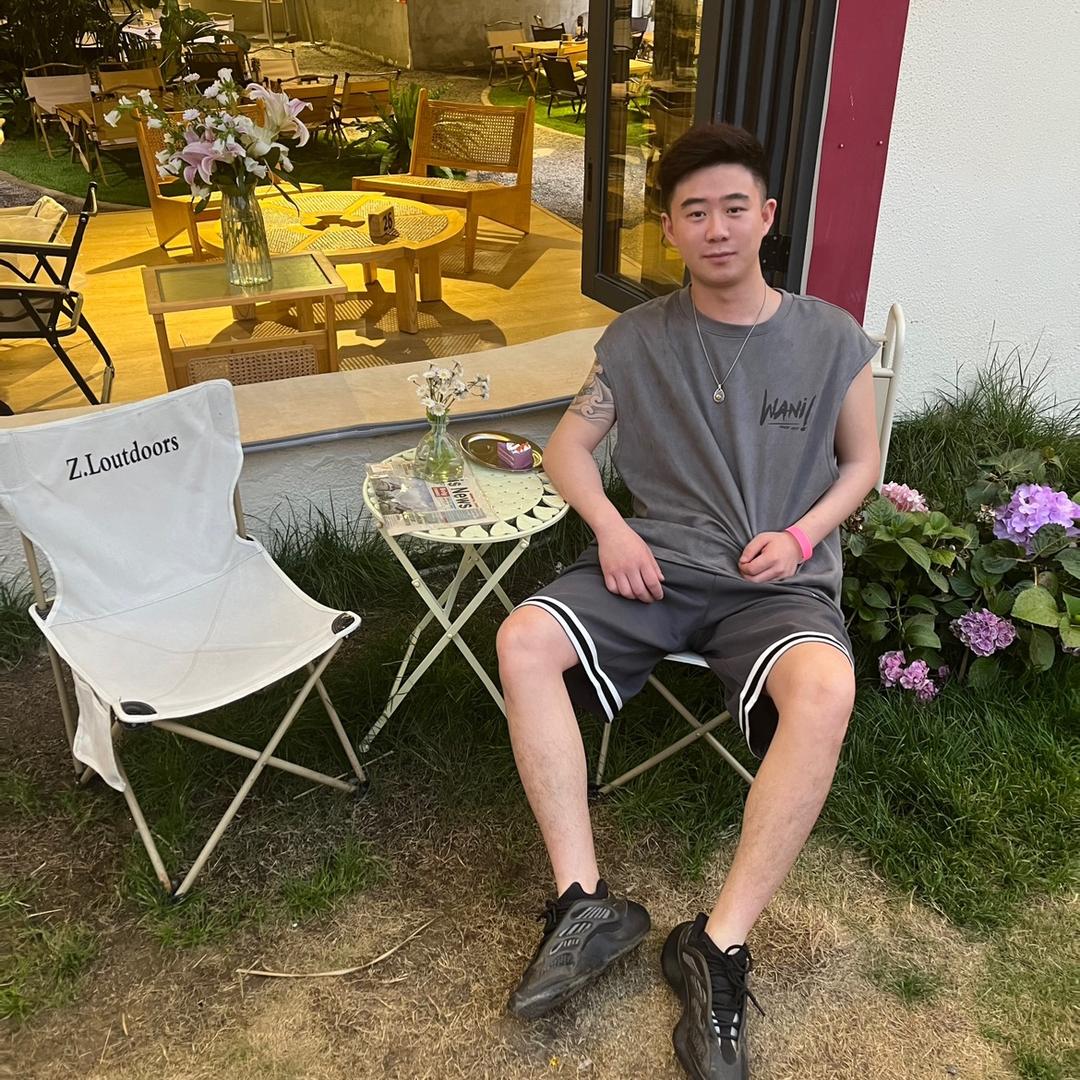 爱吃酸菜鱼