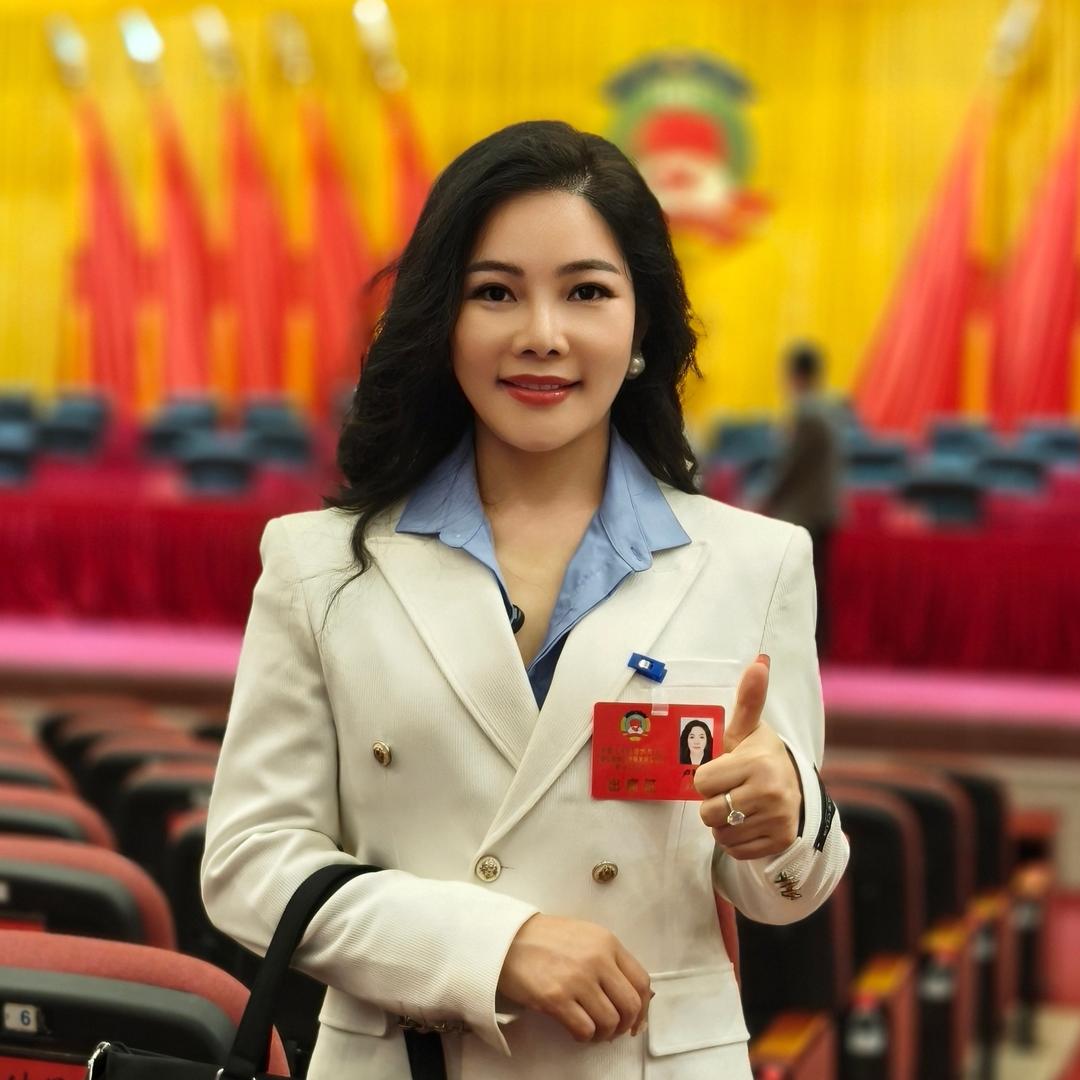 茅台姐姐秋月