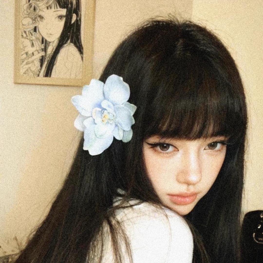 有点小猫饼🐱
