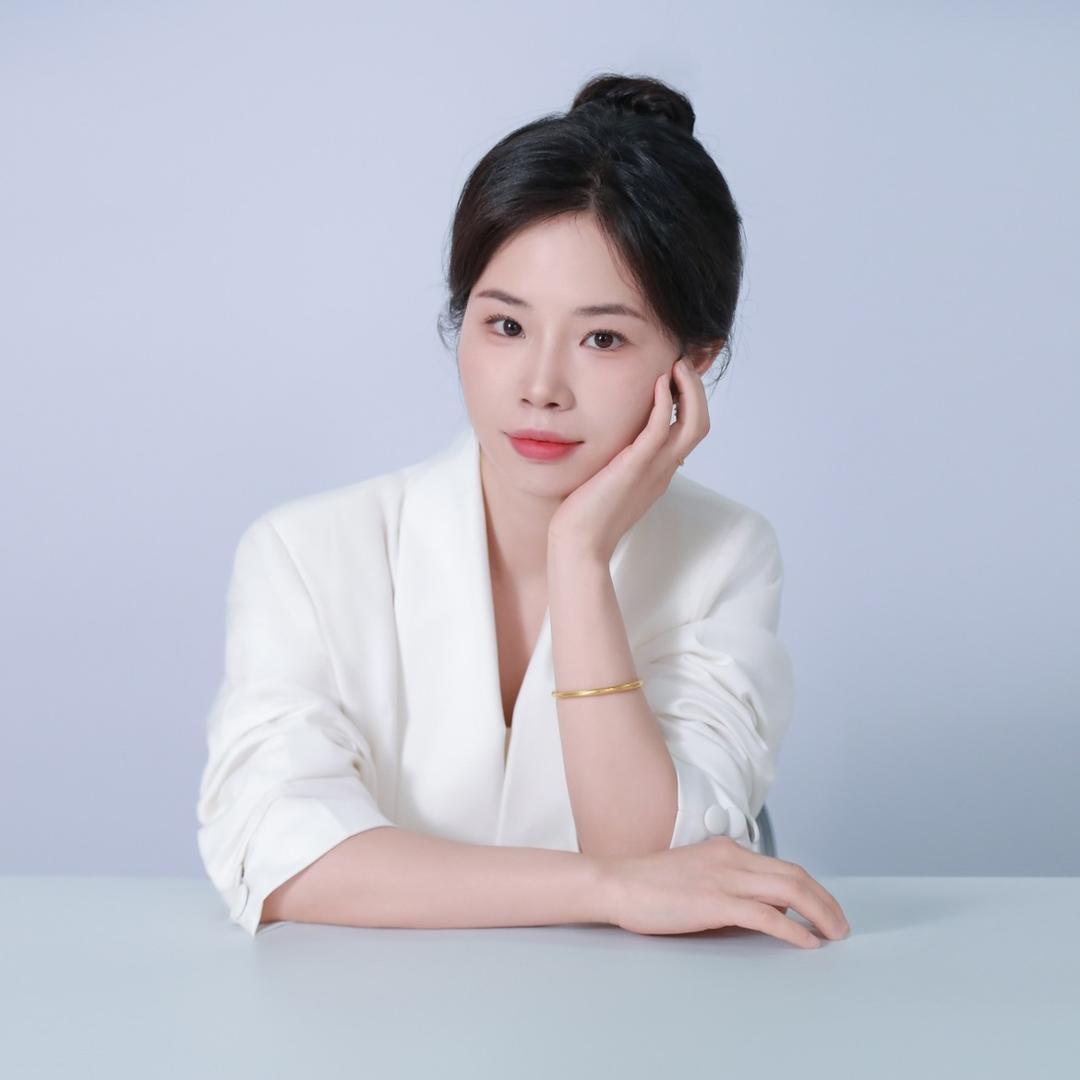 燕子-瑷尚教育&爱荟记