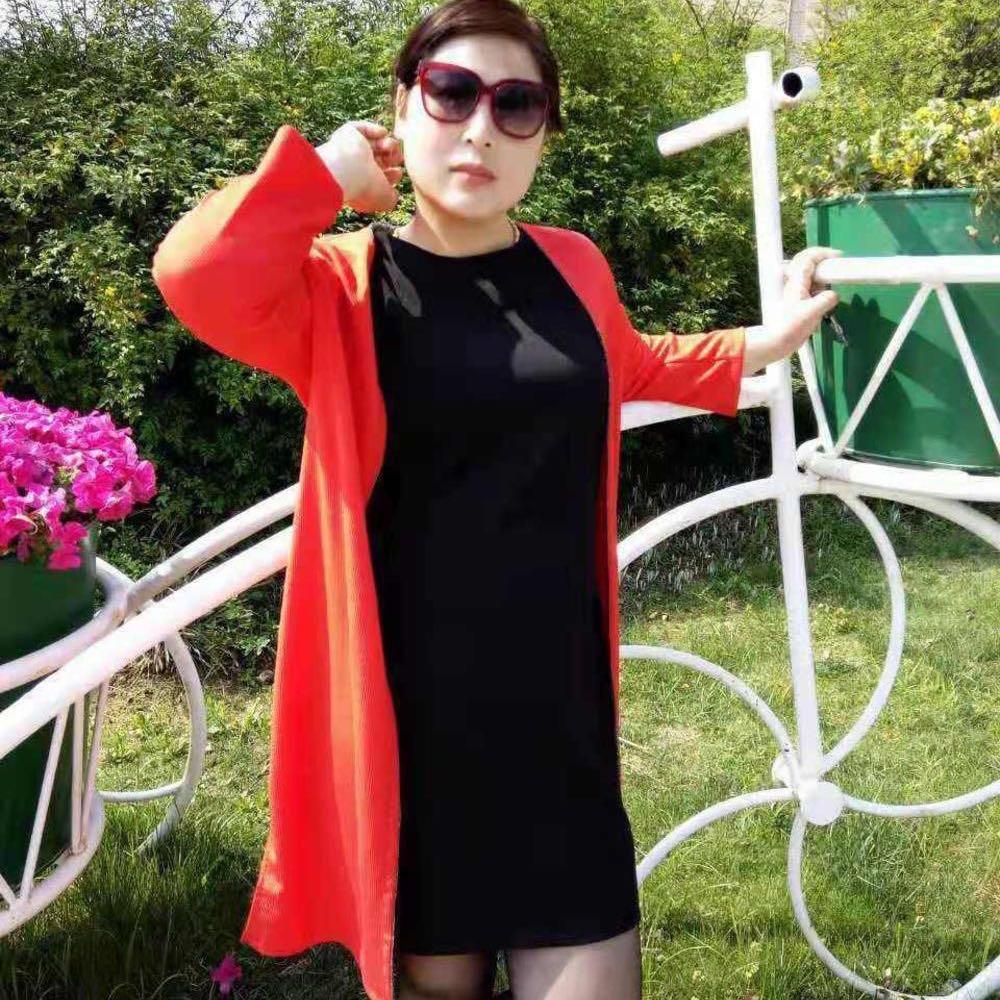 孤单的人，棋牌室