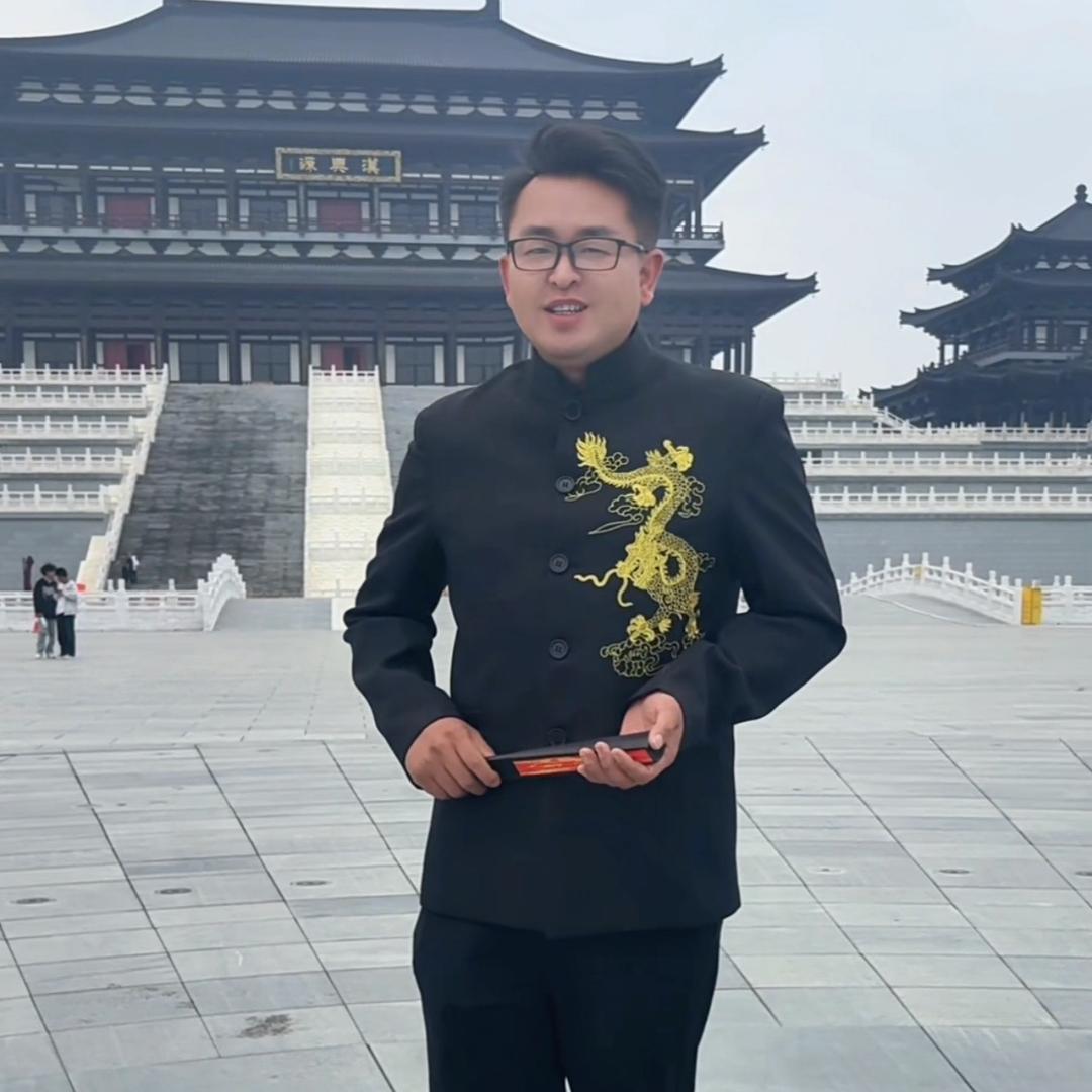 雷子（婚礼主持）