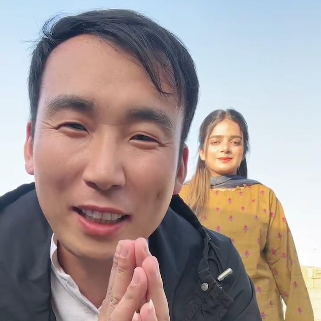 巴铁星光村小飞