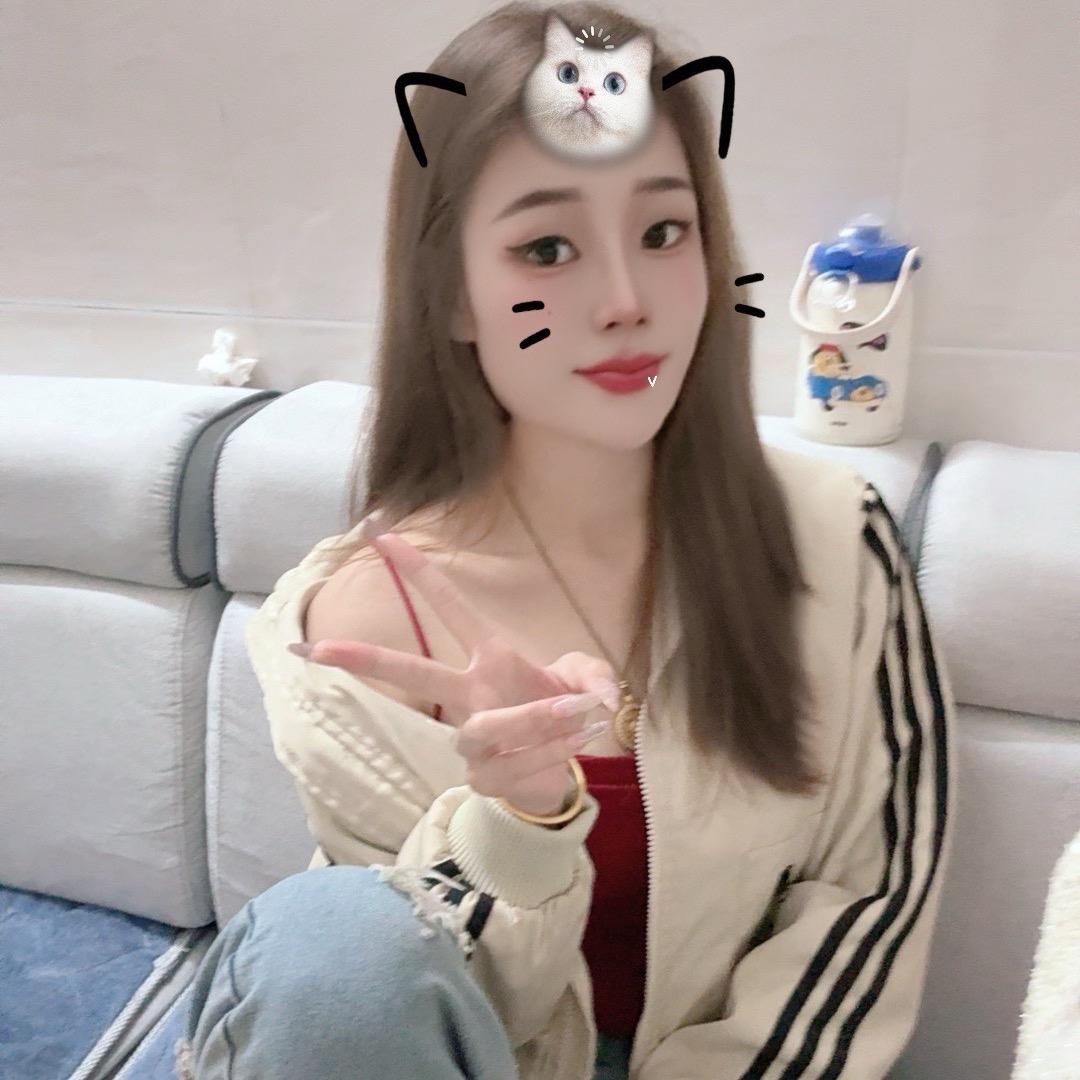 Lou露呢💕