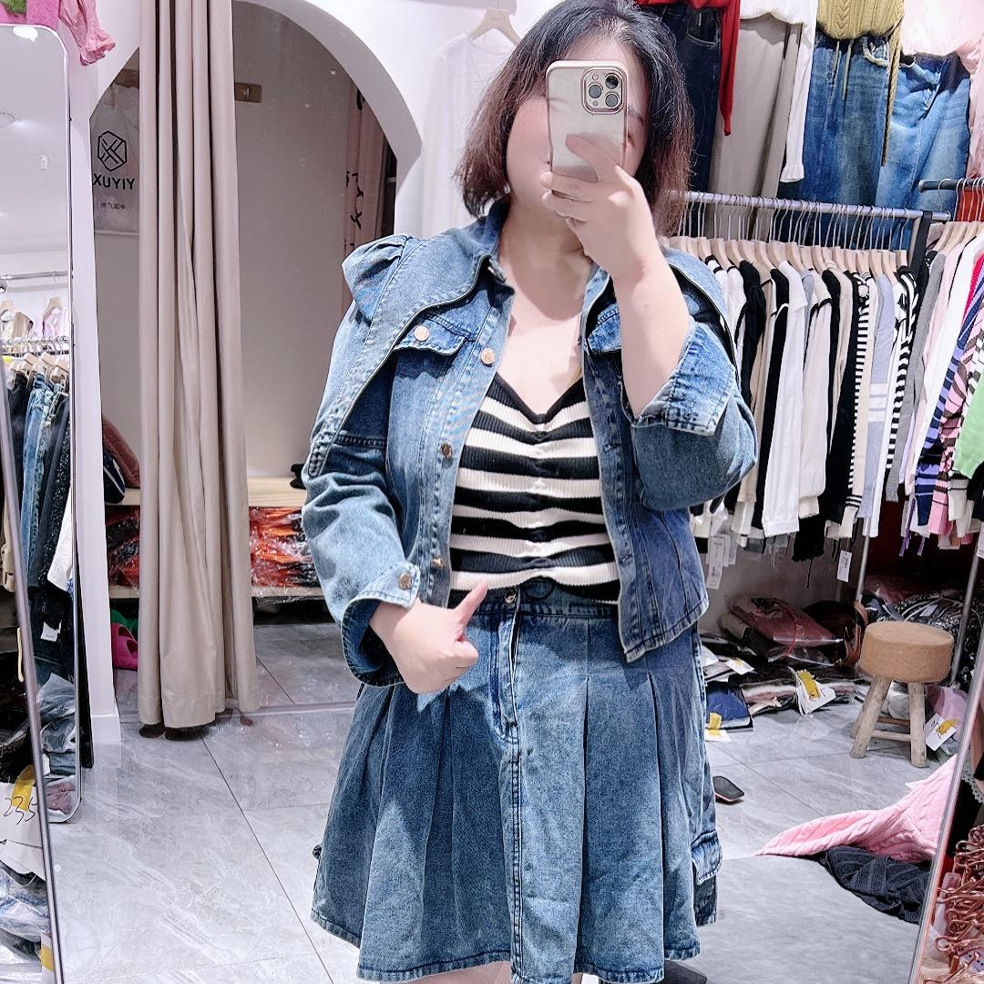 大摇大摆大码服装店