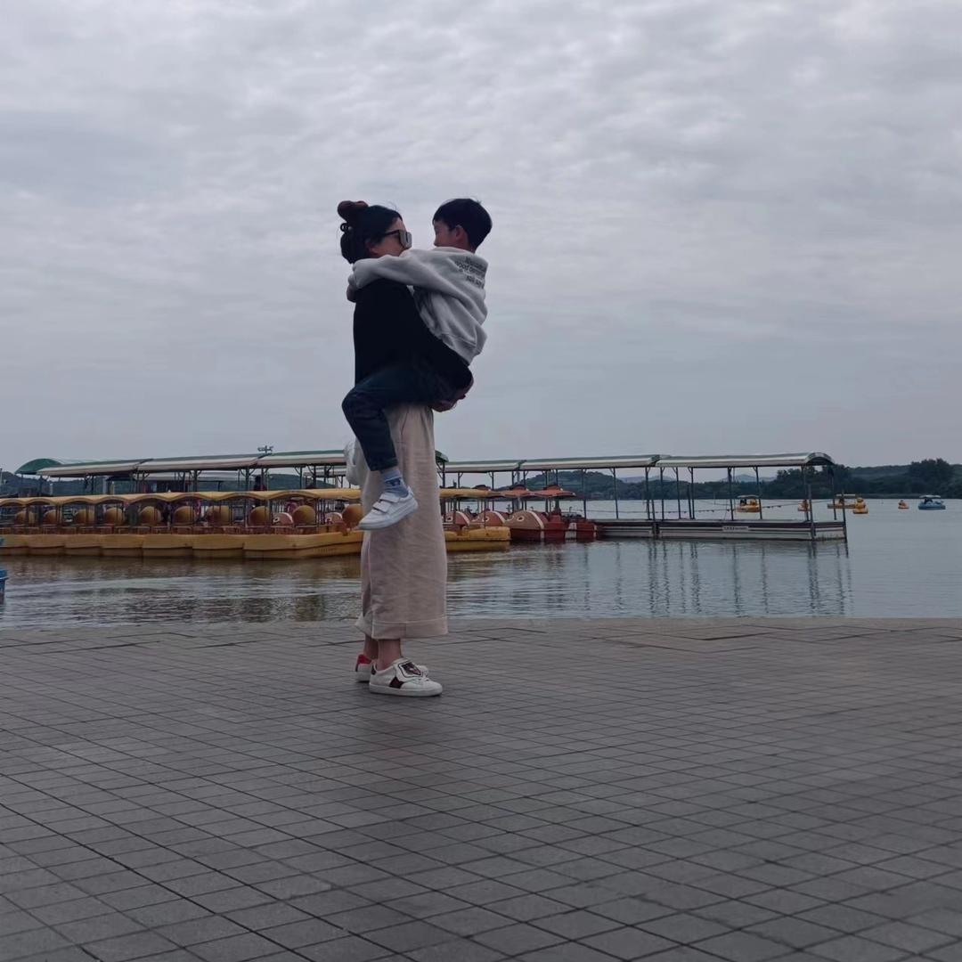 @叫我小穆👑