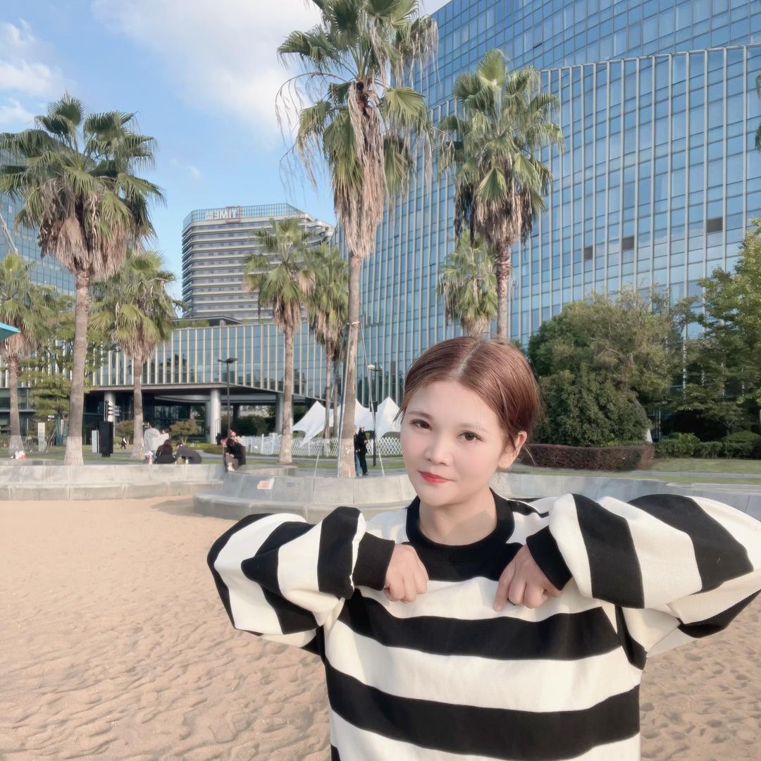 马灵灵（挑战年前瘦到100斤）