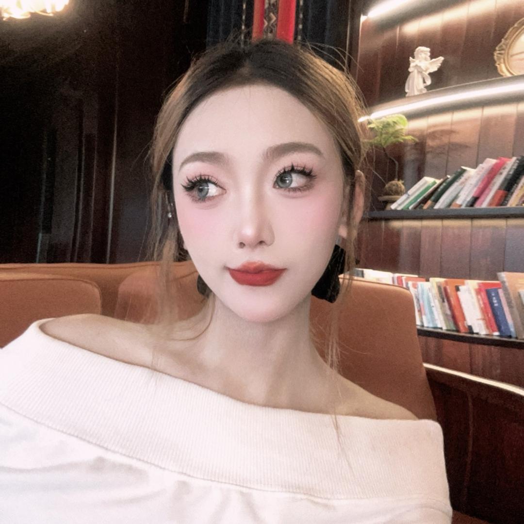 小鱼干睡着了