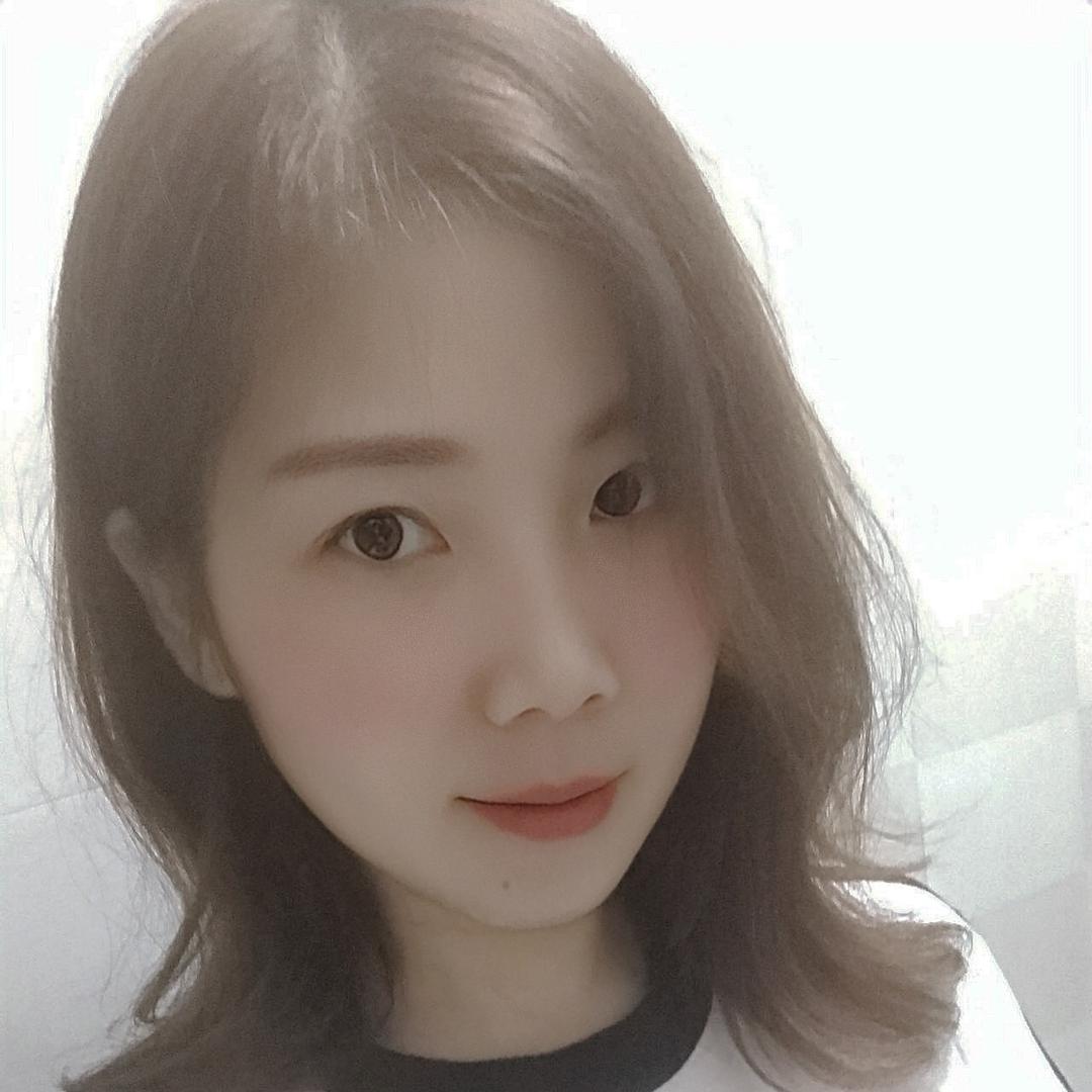 黄玲