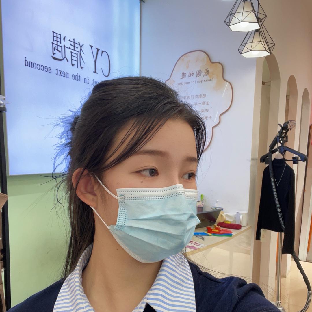 武宣荣耀皇冠鞋店