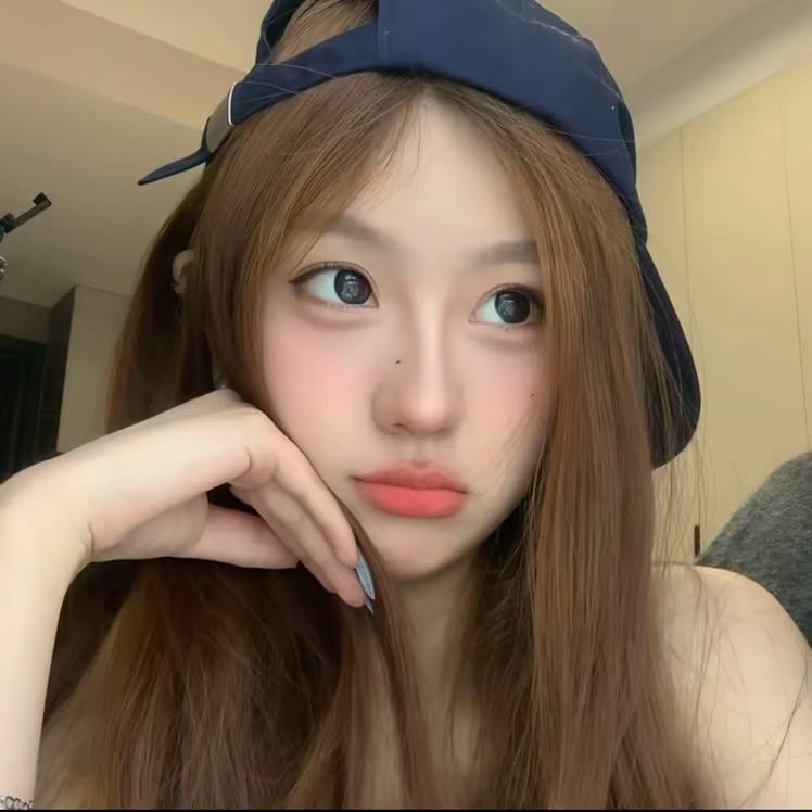 艳 艳