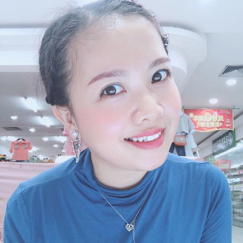 昌江乌烈萍美阁美容美甲店