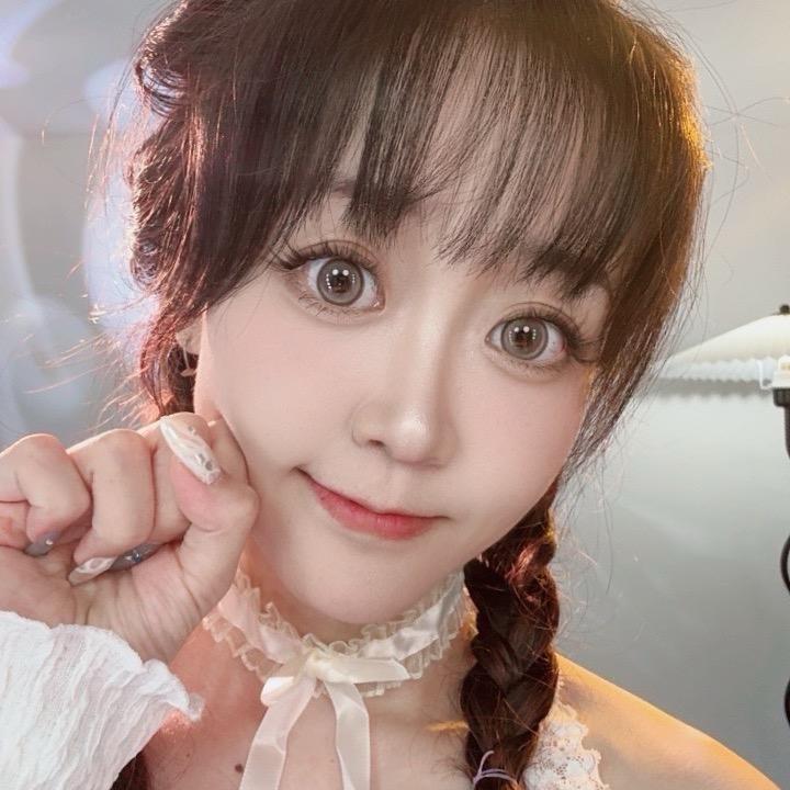 小布丁🍧⁰⁷¹⁷（超可爱大长腿版）
