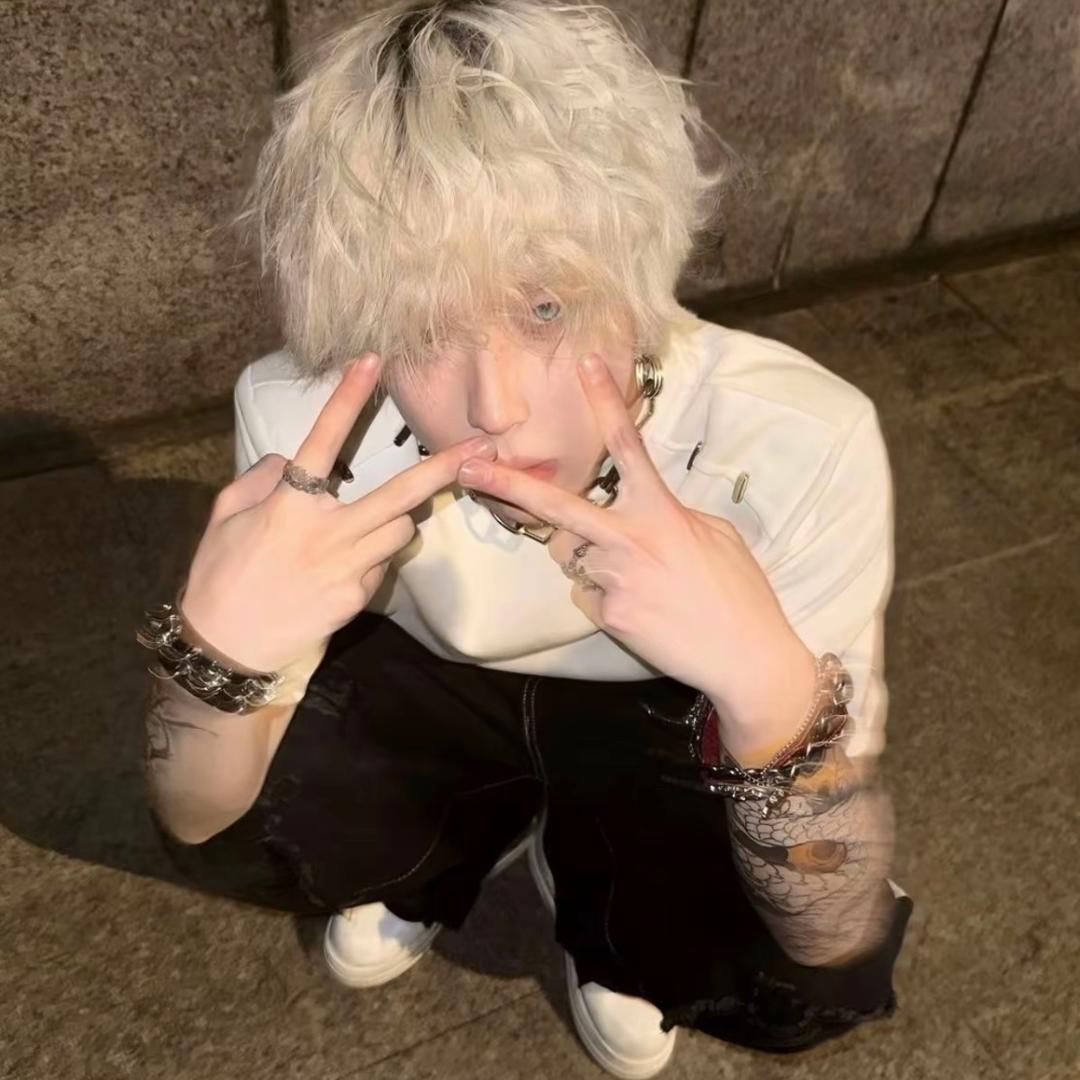 宇宙无敌大暴龙.