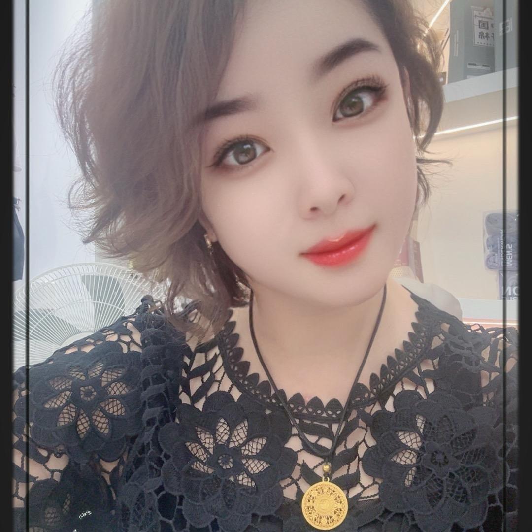 小花内衣👙服装店