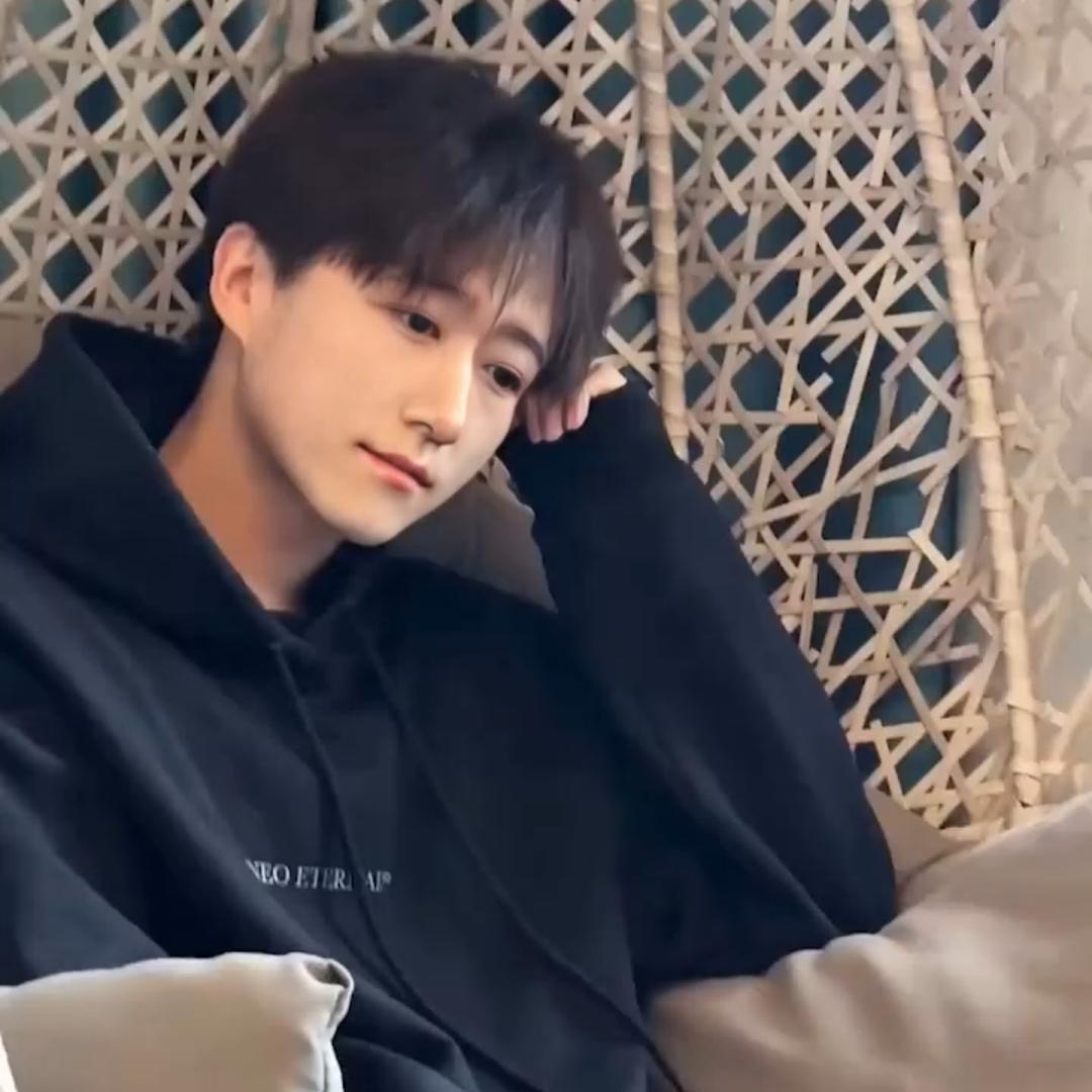 এེ三岁ꦿོঞ