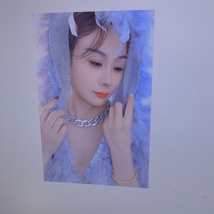 @艳