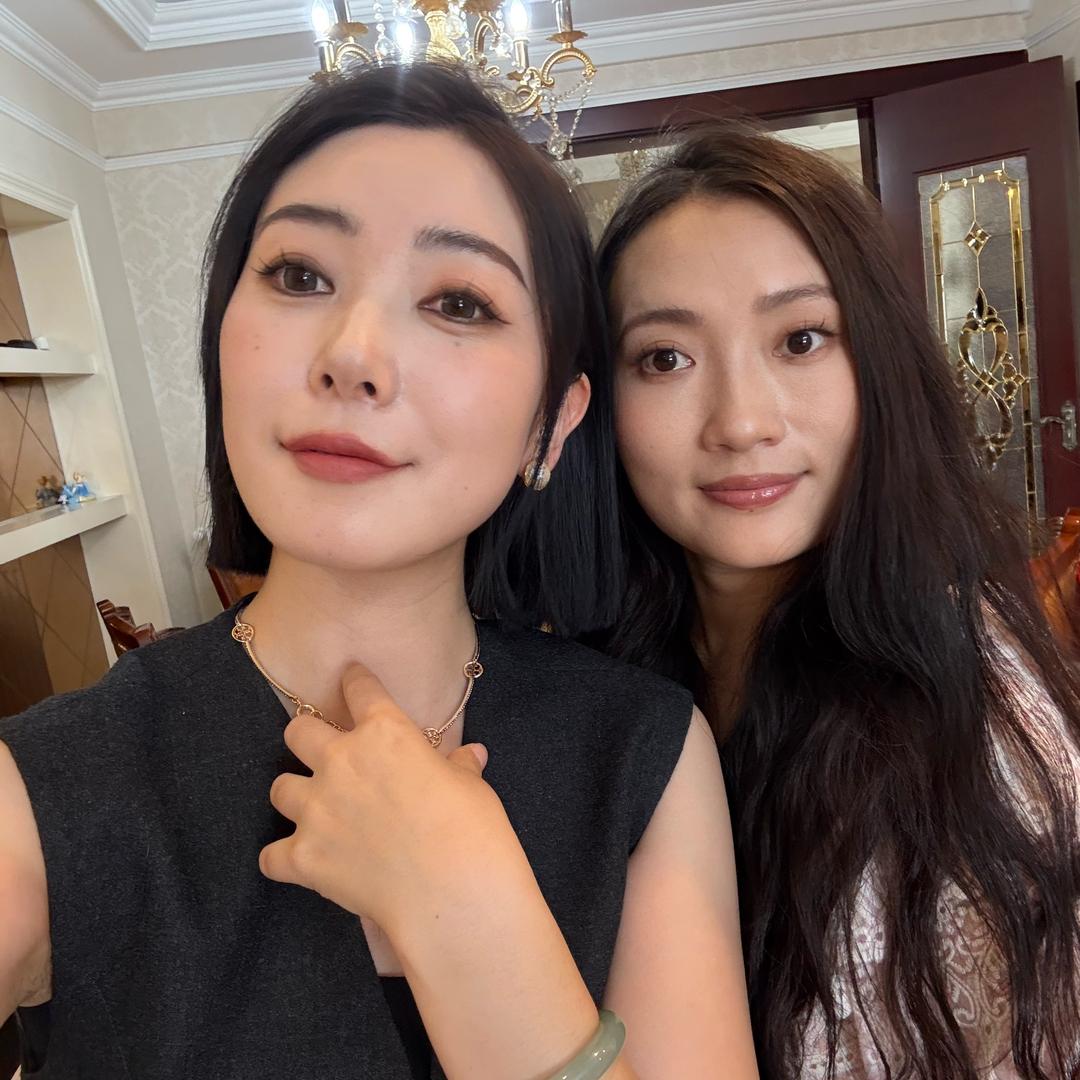 大表姐助理瑶瑶