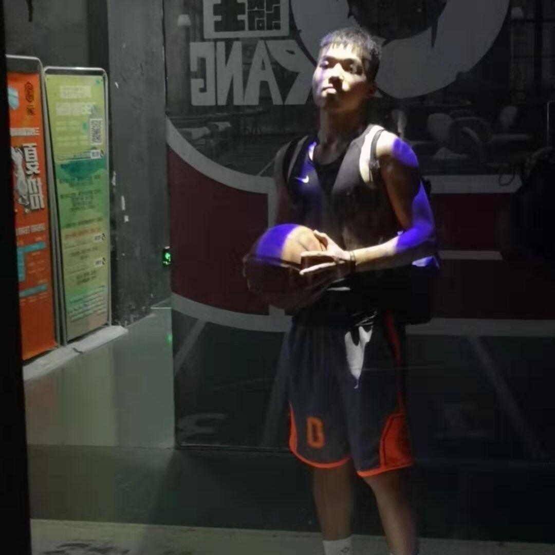 较劲少年蔡教练🏀