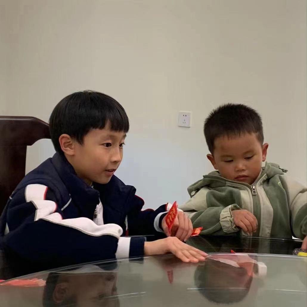 厚德载物w