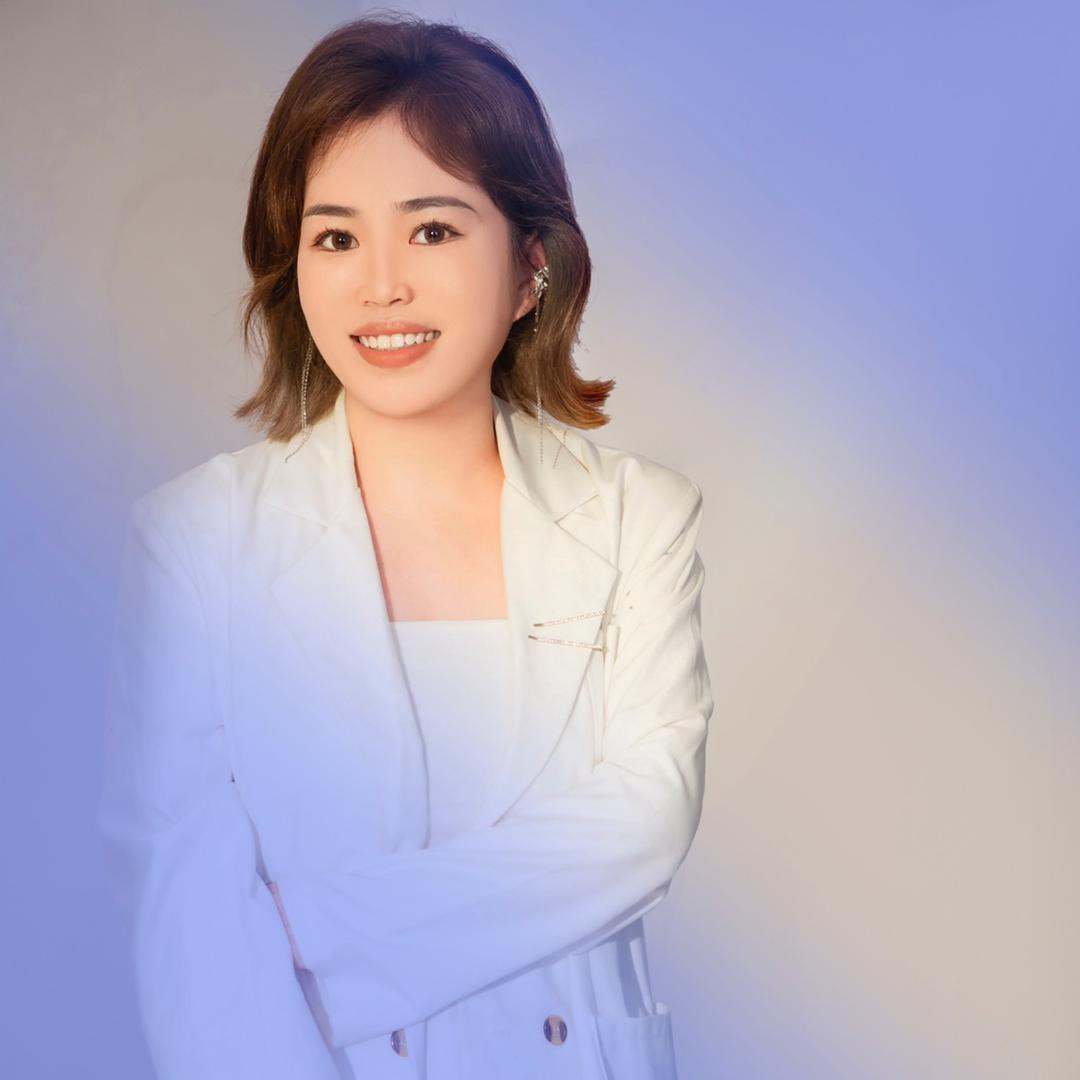 美业定妆平平