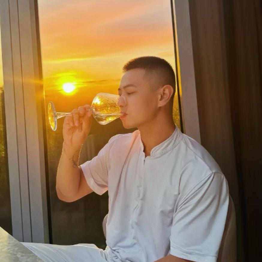 菜包（奔4叔驻颜版）