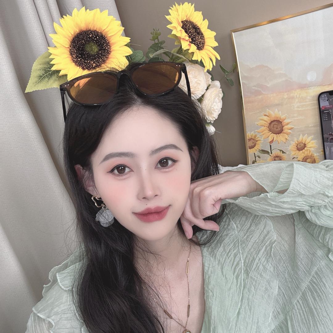 一二蓝蓝