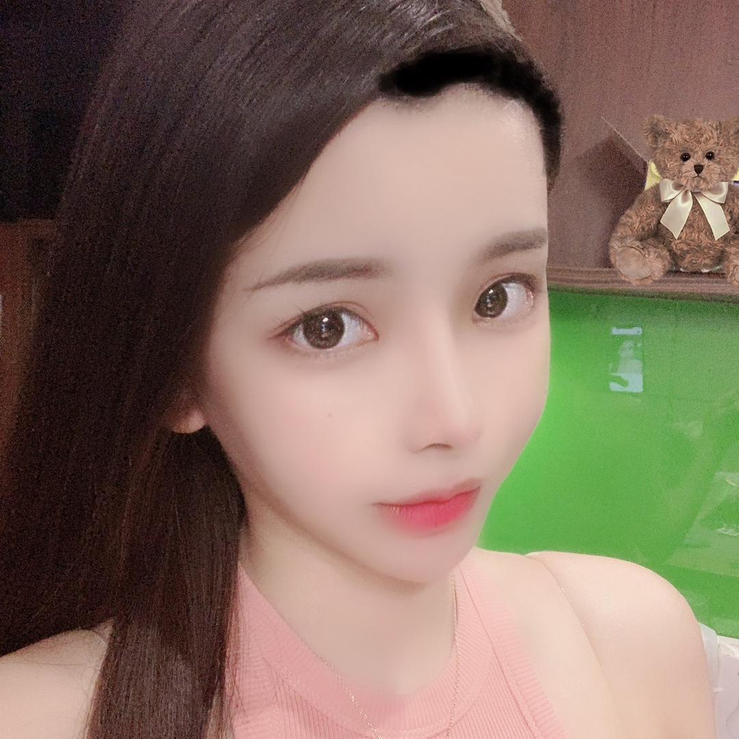 李妃儿