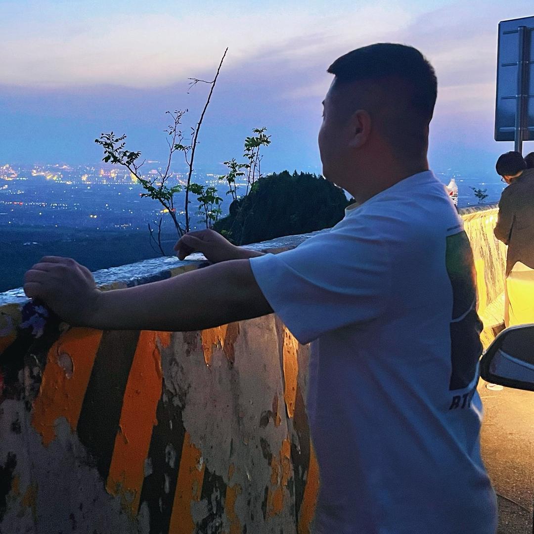 康宁装载机挖掘机