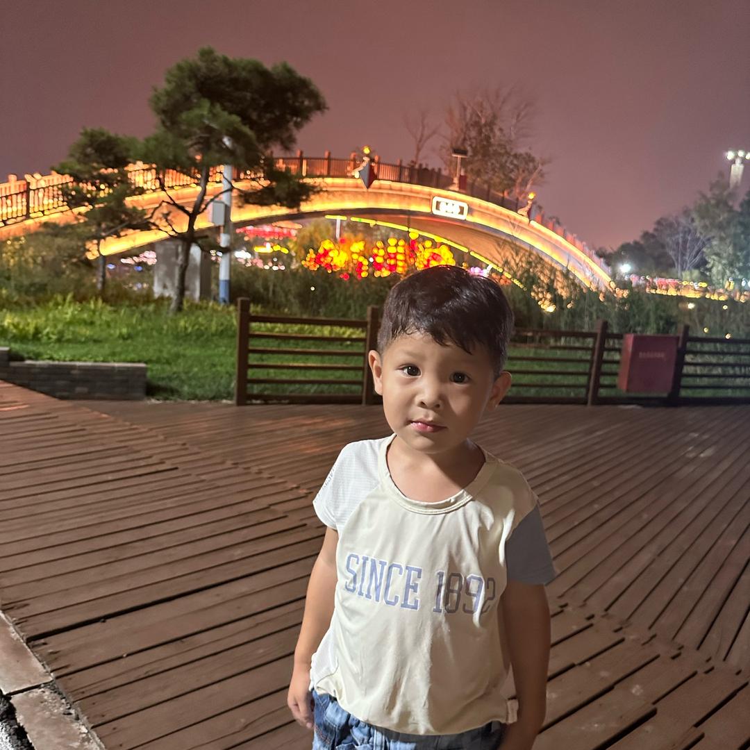 是小旭