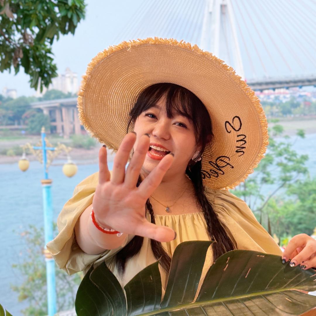 小月半🧡