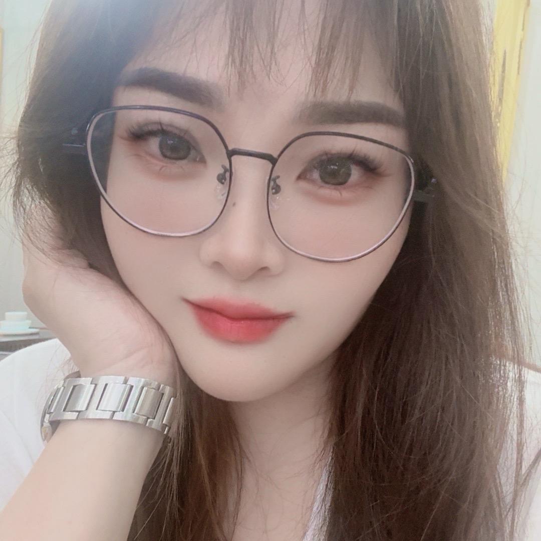 @莎莎吖💕