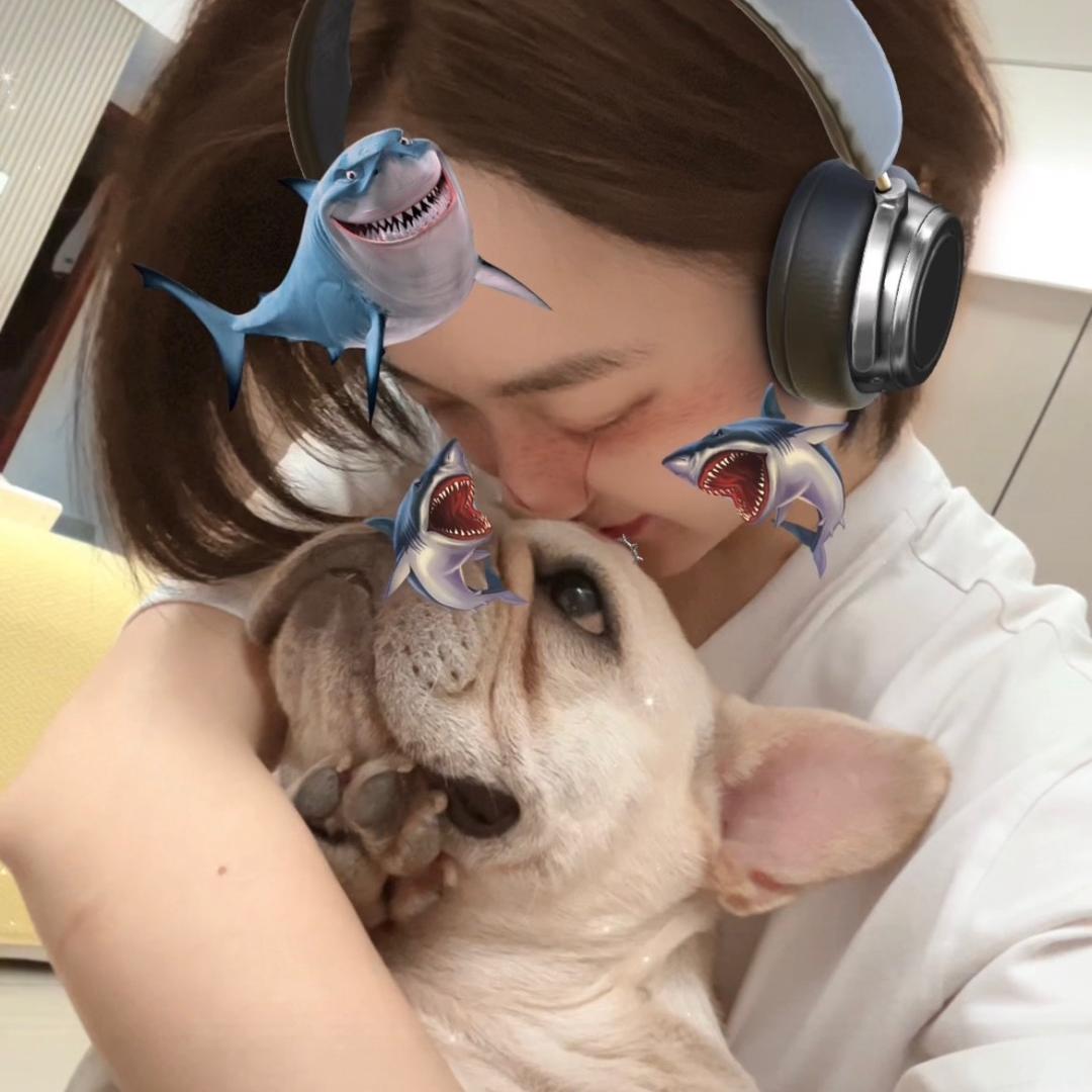 ♫