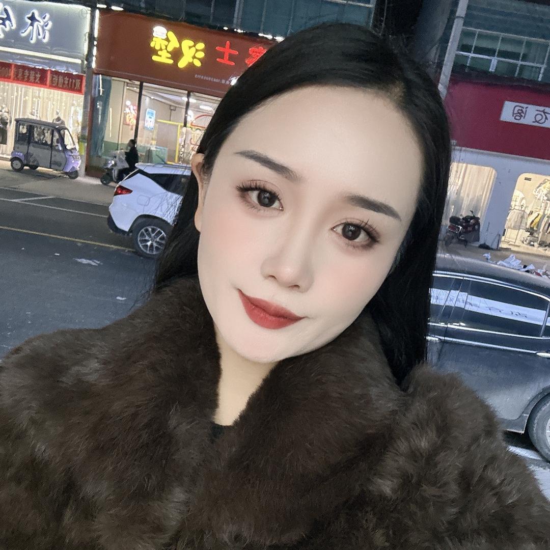 闫集珊珊家女装