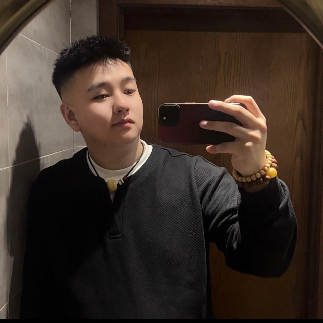 龙龙LoNng✌🏿