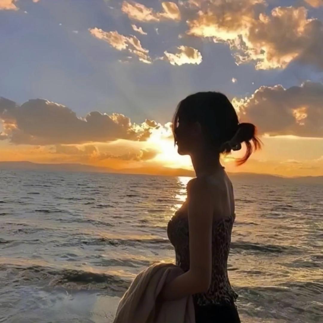 J-I-N-G宝🧡