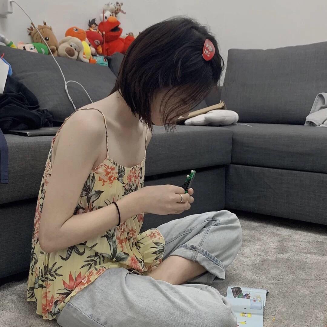时倾、