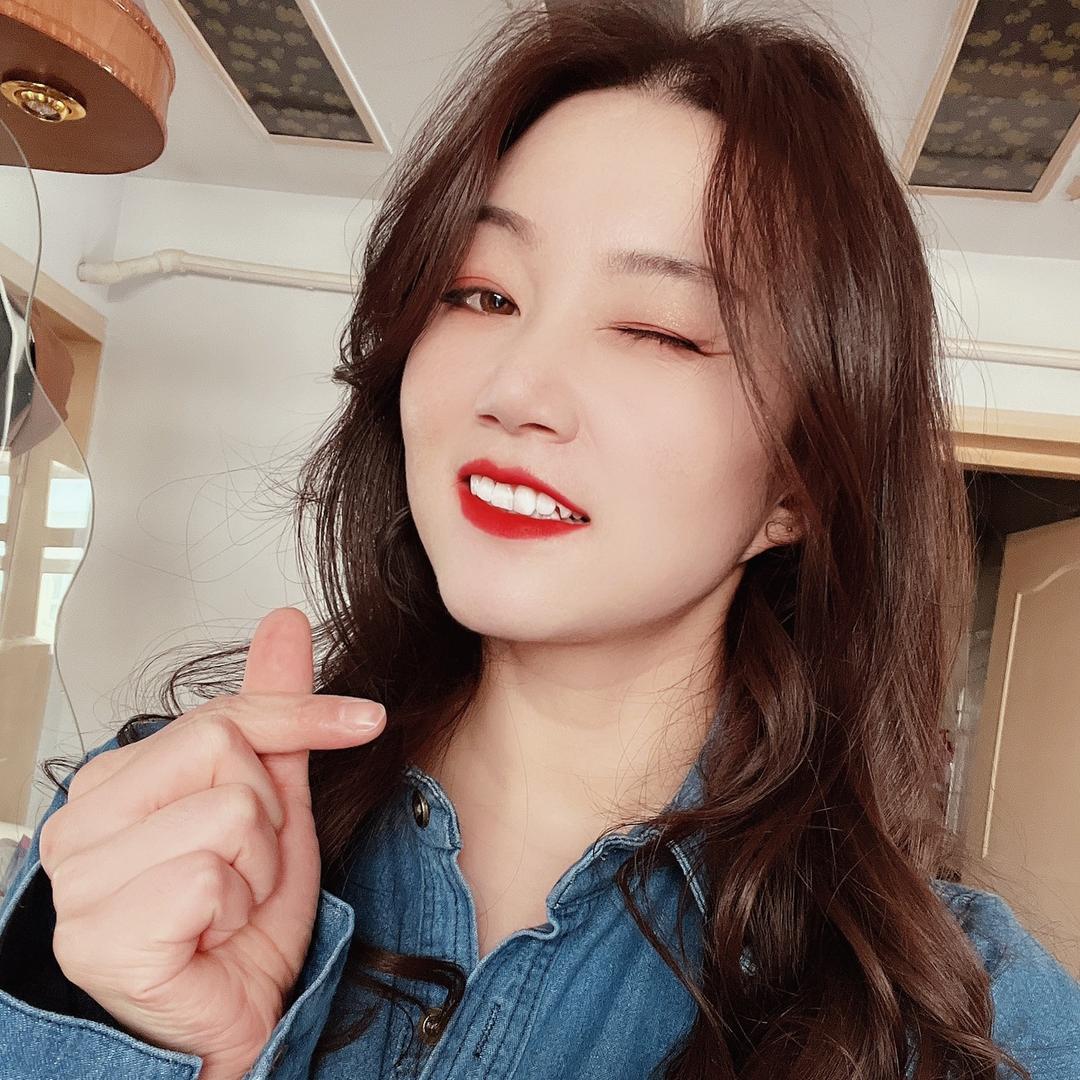 吕小欠儿