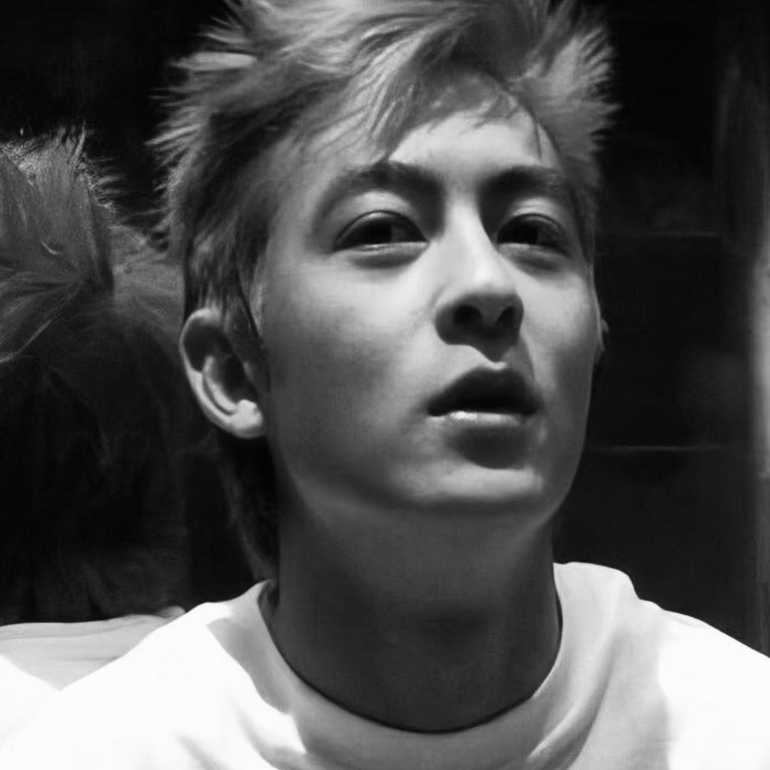 𝑲𝒆𝒗𝒊𝒏。