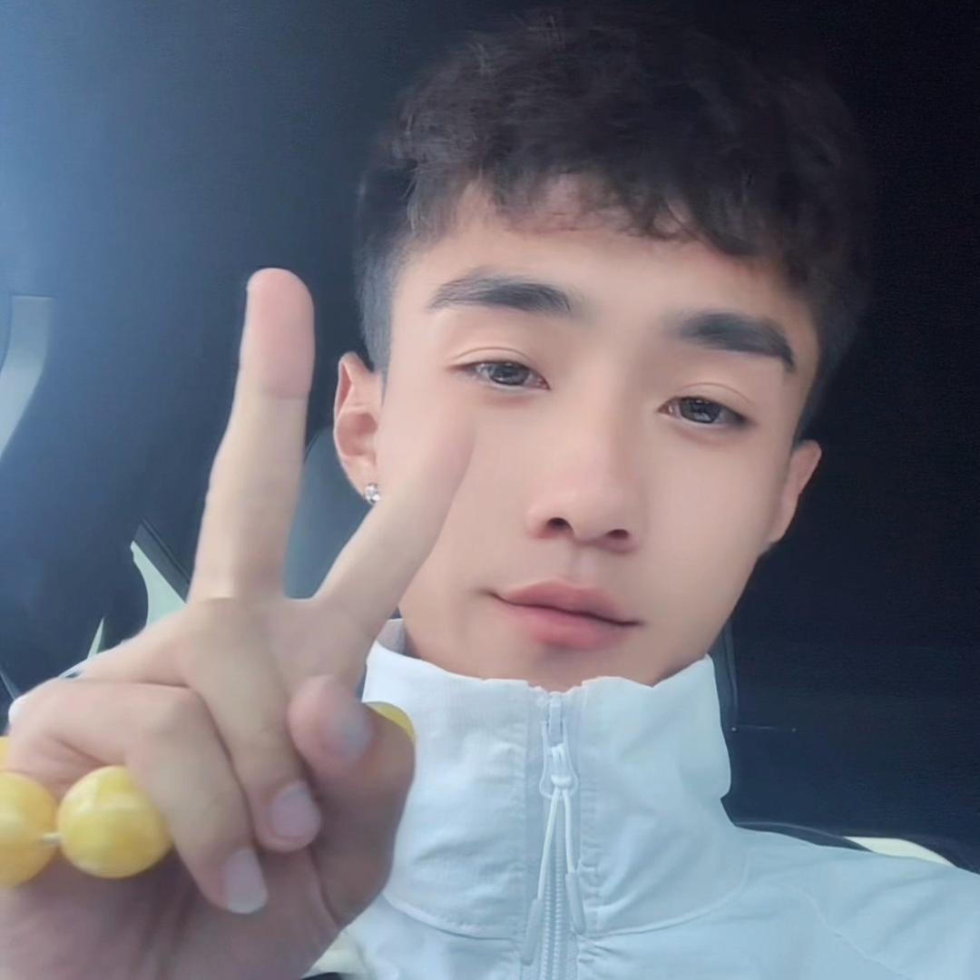 小成🧊-