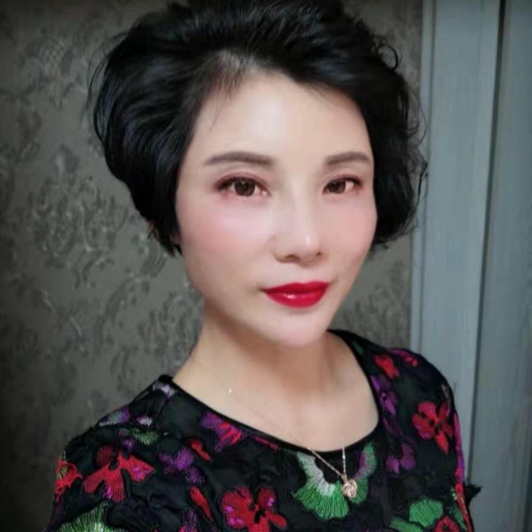小宝姐(上午10:10分)