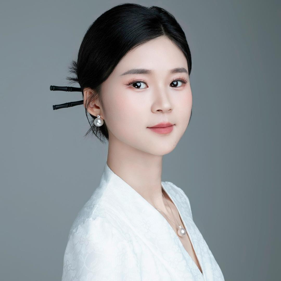 乔乔·纳兰女性成长（月子中）