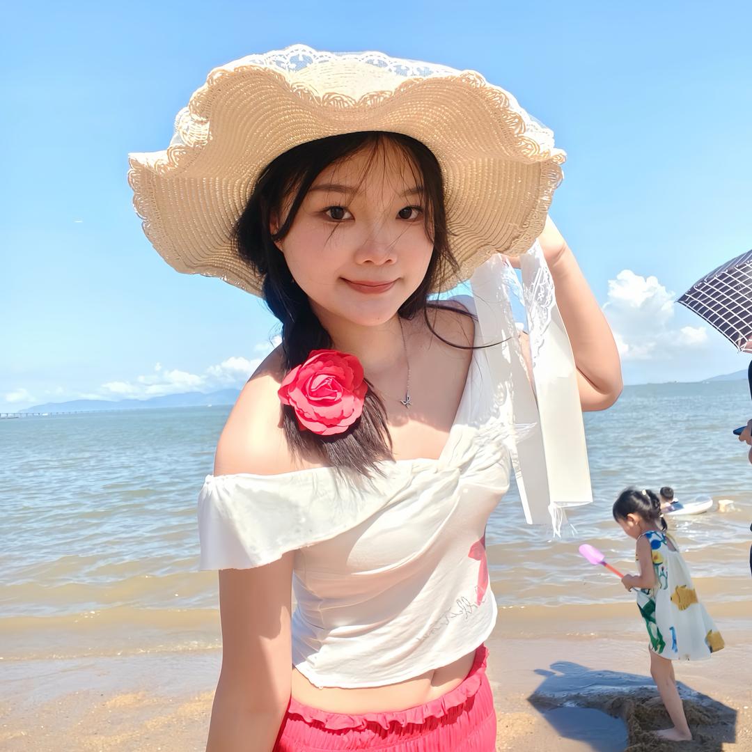 爱吃榴莲的潇潇～