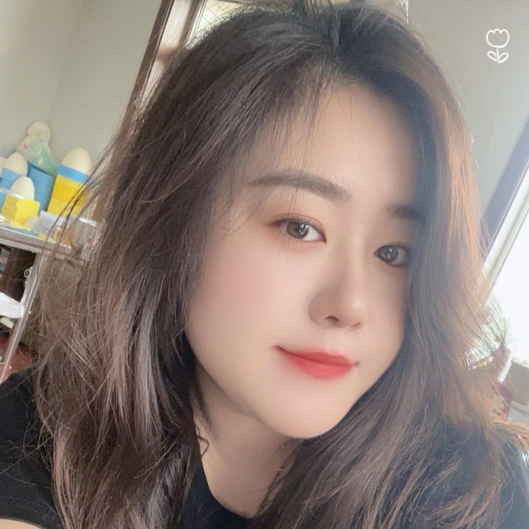 小满吃饱了