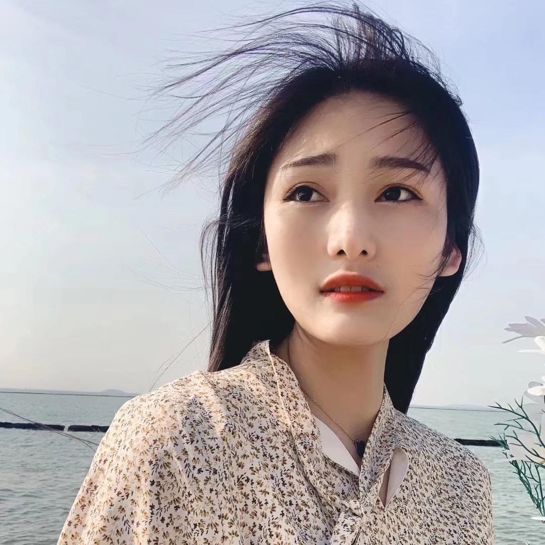 薛薛.