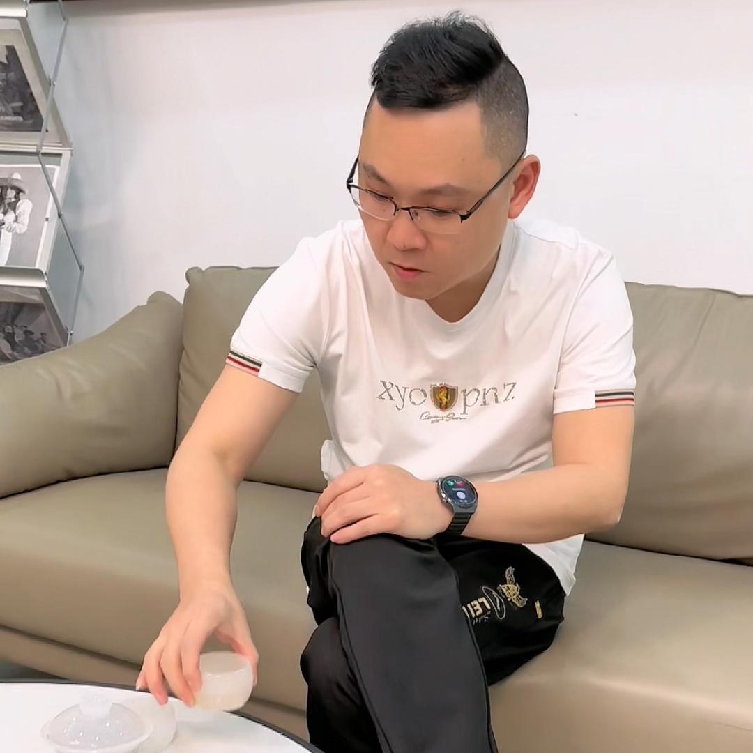 新能科智能手表