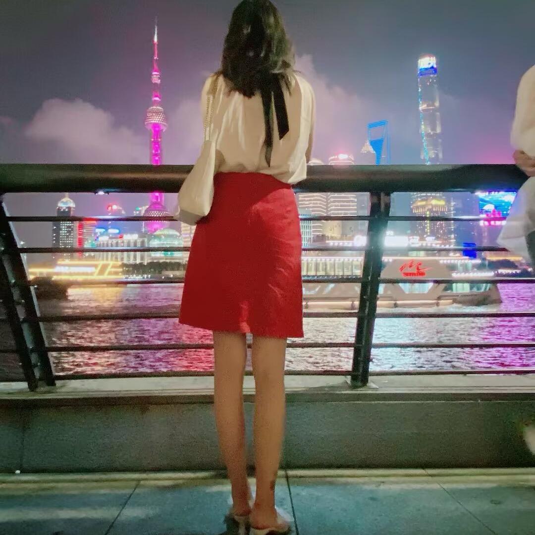 华聊 全球第一款AI商务社交App软件
