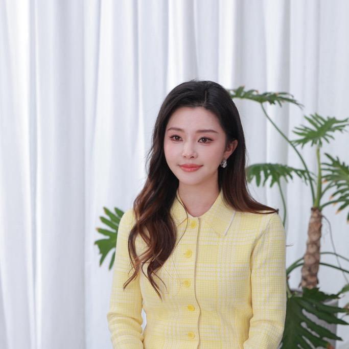 不一样的42岁-（向向）