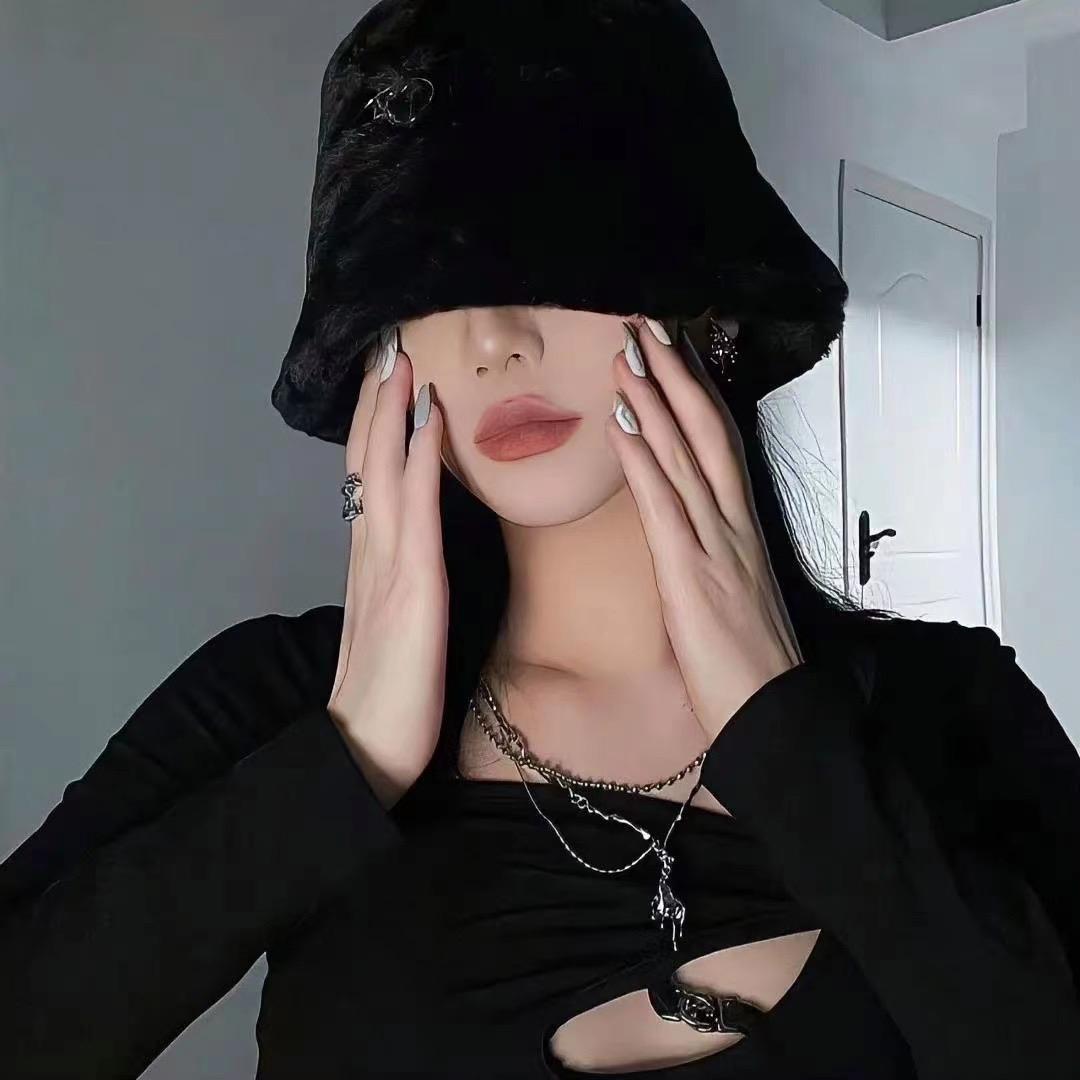 元清女装牛仔